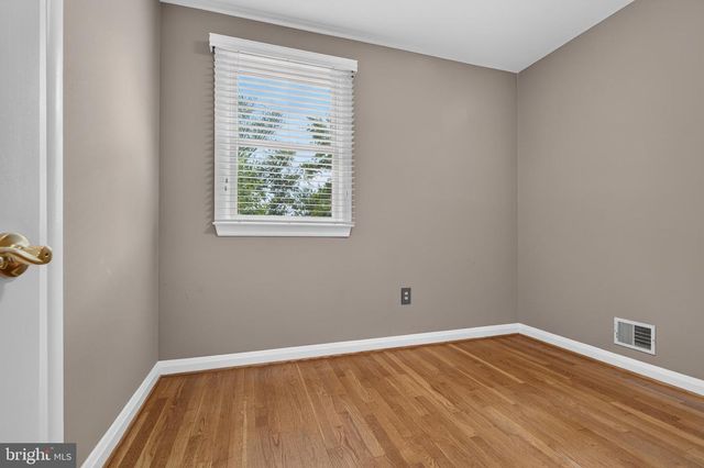 3 N HILLTOP RD, Baltimore, MD 21228