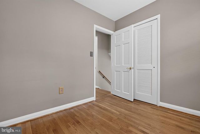 3 N HILLTOP RD, Baltimore, MD 21228