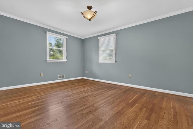 3 N HILLTOP RD, Baltimore, MD 21228