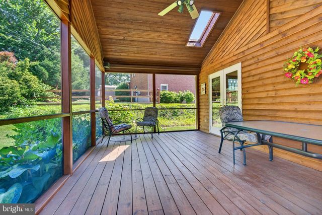 3 N HILLTOP RD, Baltimore, MD 21228