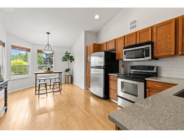 9904 Ne 41ST Ct, Vancouver, WA 98686