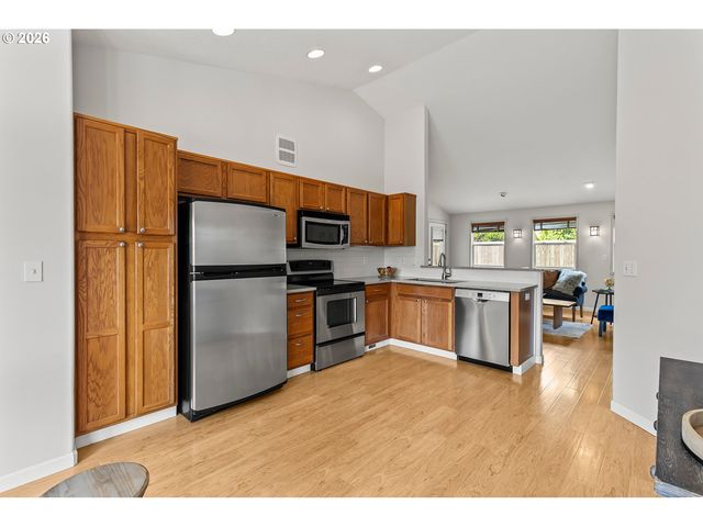 9904 Ne 41ST Ct, Vancouver, WA 98686