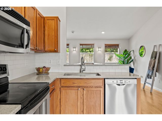9904 Ne 41ST Ct, Vancouver, WA 98686