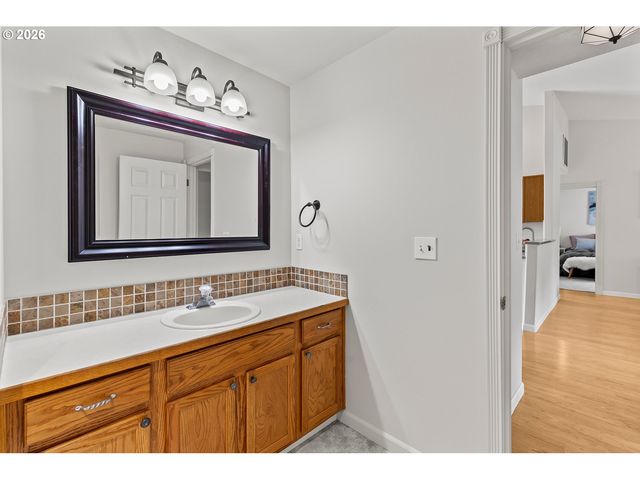 9904 Ne 41ST Ct, Vancouver, WA 98686