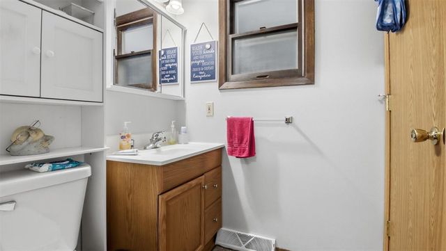 3201 Lotus Street, Eau Claire, WI 54703