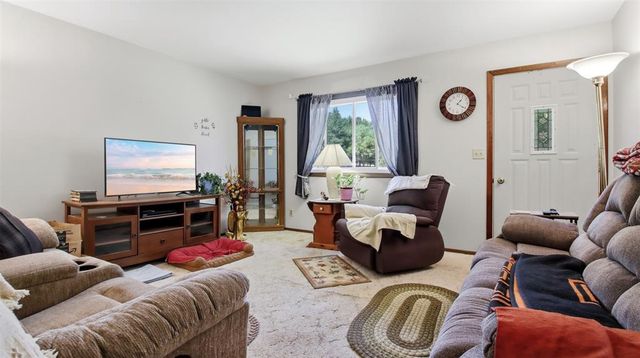 3201 Lotus Street, Eau Claire, WI 54703