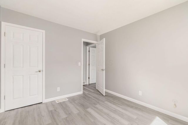 1865 Willoway Circle N, Columbus, OH 43220