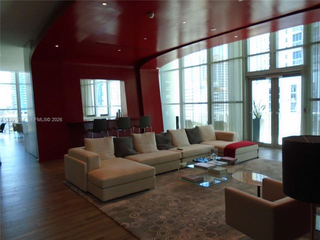 1100 S Miami Ave 3305, Miami, FL 33130