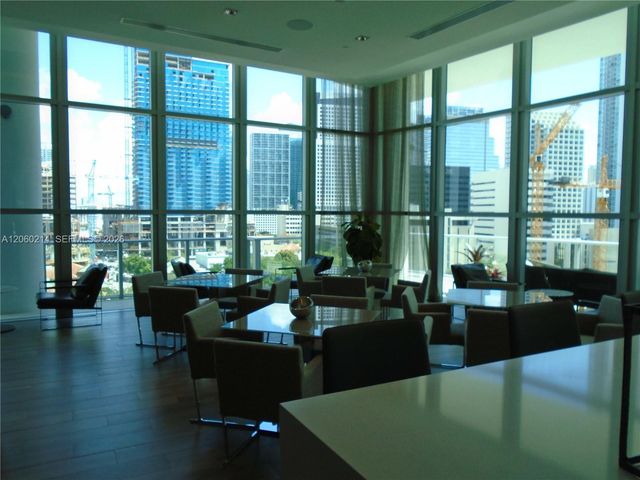 1100 S Miami Ave 3305, Miami, FL 33130