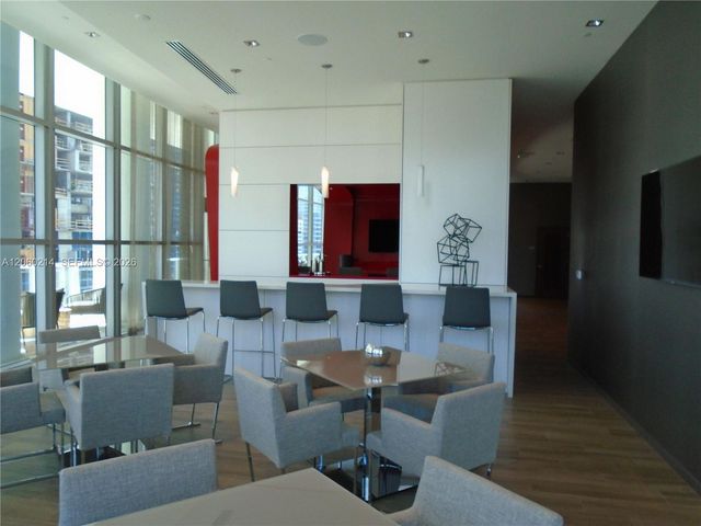 1100 S Miami Ave 3305, Miami, FL 33130