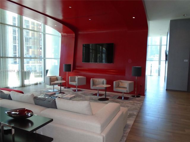 1100 S Miami Ave 3305, Miami, FL 33130