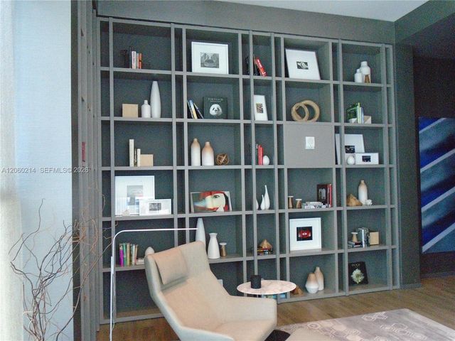 1100 S Miami Ave 3305, Miami, FL 33130