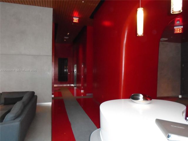 1100 S Miami Ave 3305, Miami, FL 33130