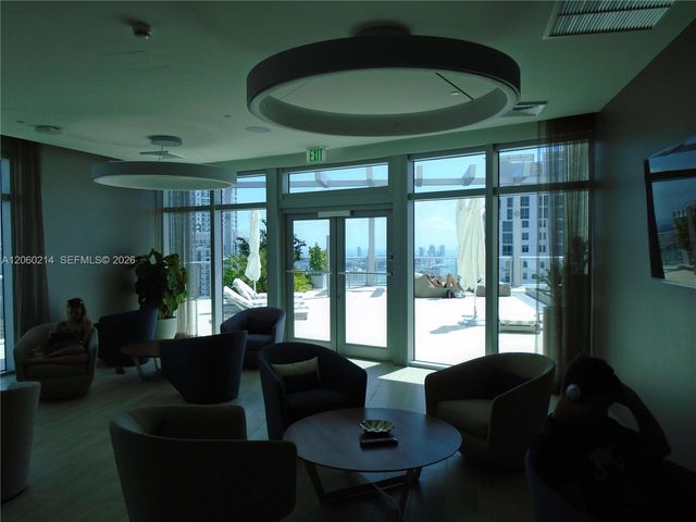 1100 S Miami Ave 3305, Miami, FL 33130
