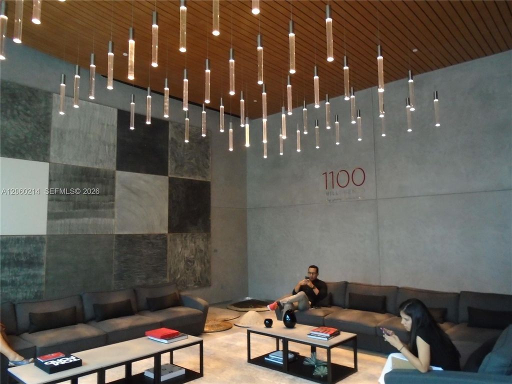 1100 S Miami Ave 3305, Miami, FL 33130