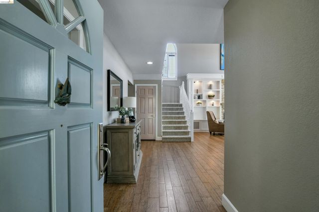 4775 Discovery Pt, Discovery Bay, CA 94505
