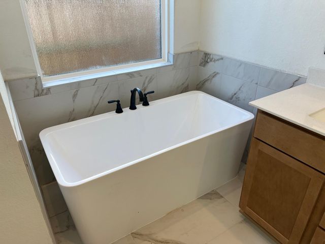 13335 Valley Orchard, Tomball, TX 77375