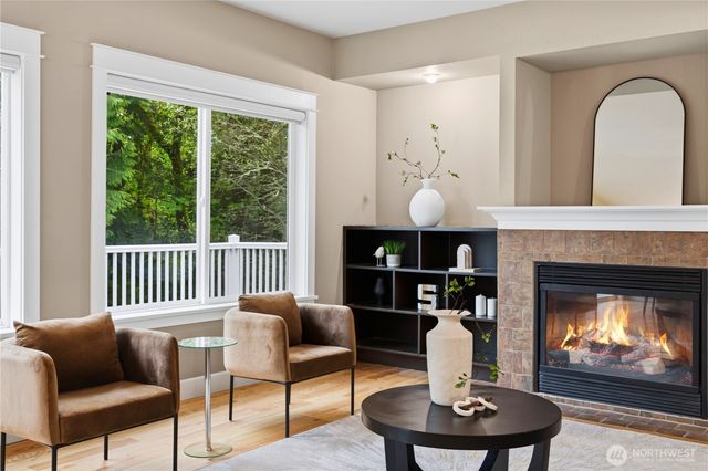 372 Wilderness Peak Drive NW, Issaquah, WA 98027