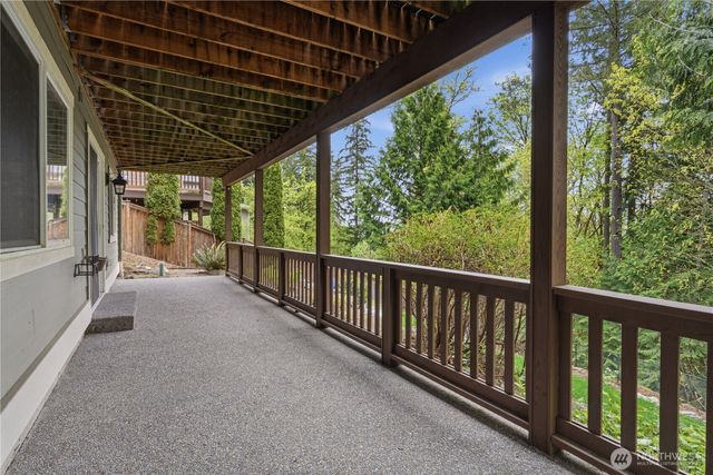 372 Wilderness Peak Drive NW, Issaquah, WA 98027
