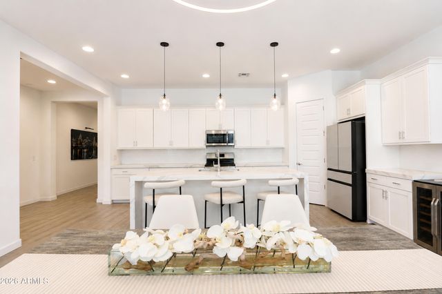 3930 W PIEDMONT Road, Laveen, AZ 85339