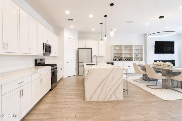 3930 W PIEDMONT Road, Laveen, AZ 85339