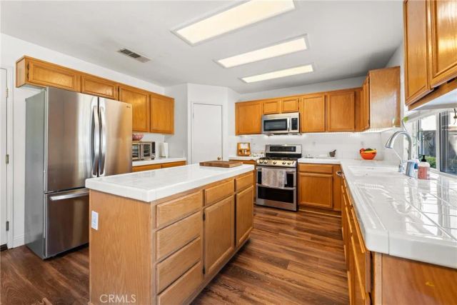 23710 Pepperleaf, Murrieta, CA 92562