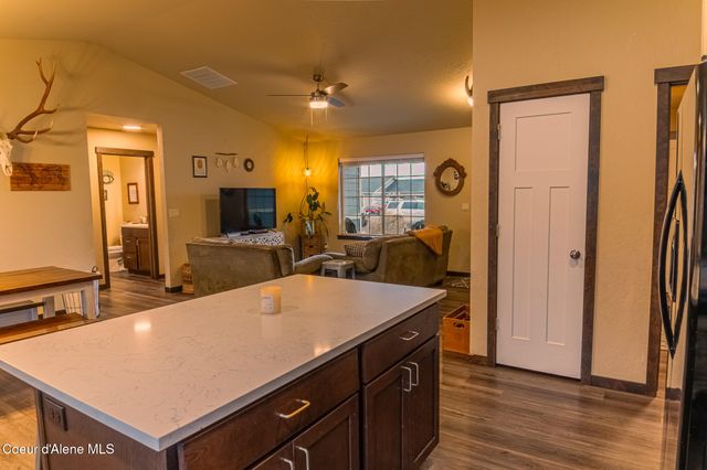 109 W Tennessee Ave, Post Falls, ID 83854