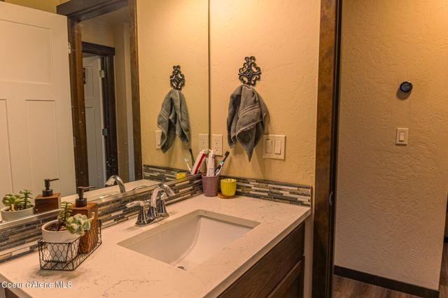 109 W Tennessee Ave, Post Falls, ID 83854