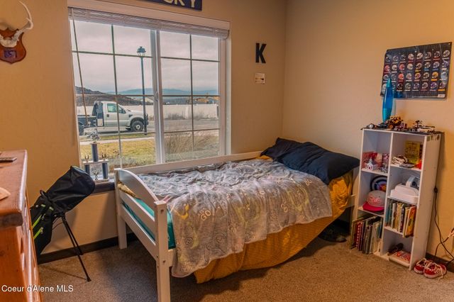 109 W Tennessee Ave, Post Falls, ID 83854