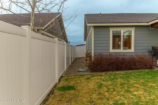 109 W Tennessee Ave, Post Falls, ID 83854