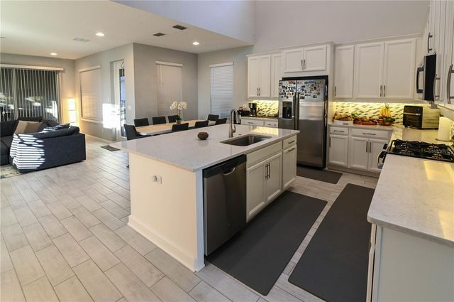 15388 ARCADIA BLUFF LOOP, Winter Garden, FL 34787