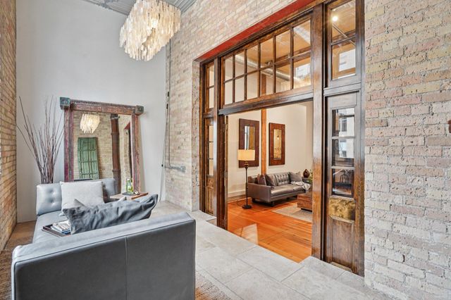 801 Washington Avenue N 222, Minneapolis, MN 55401