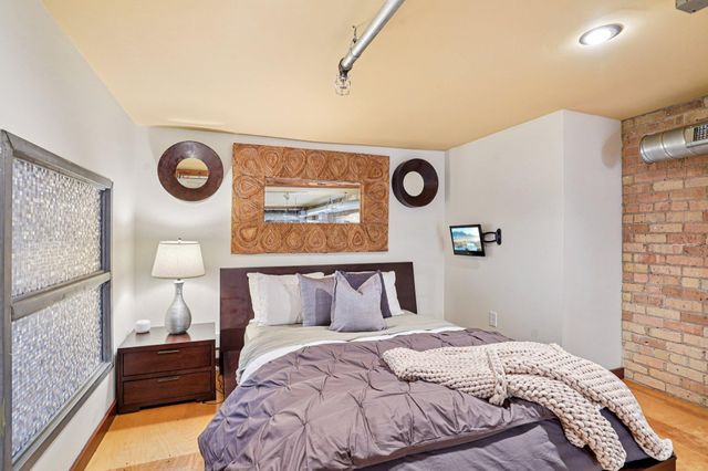 801 Washington Avenue N 222, Minneapolis, MN 55401