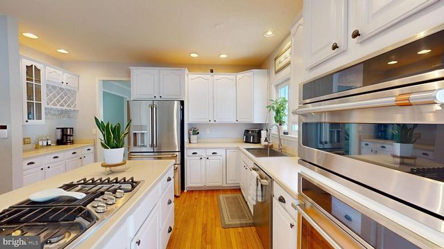 8314 HOPE POINT CT, Millersville, MD 21108