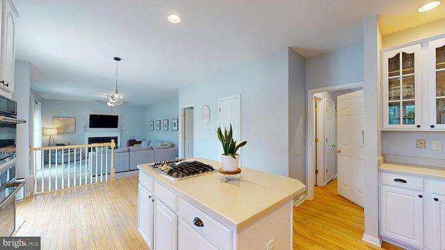 8314 HOPE POINT CT, Millersville, MD 21108