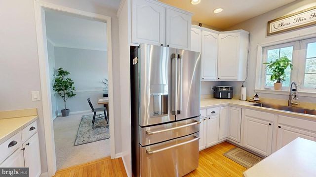 8314 HOPE POINT CT, Millersville, MD 21108