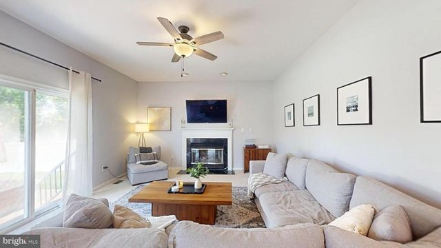 8314 HOPE POINT CT, Millersville, MD 21108