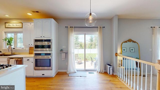 8314 HOPE POINT CT, Millersville, MD 21108