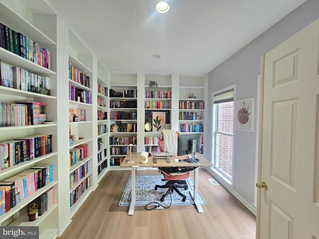 8314 HOPE POINT CT, Millersville, MD 21108
