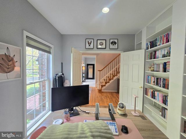 8314 HOPE POINT CT, Millersville, MD 21108