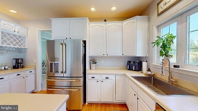 8314 HOPE POINT CT, Millersville, MD 21108