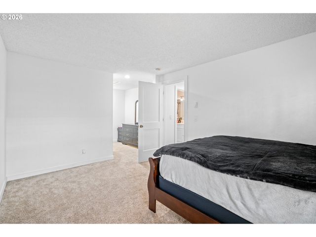 3311 Ne VIEW Ave, Gresham, OR 97030