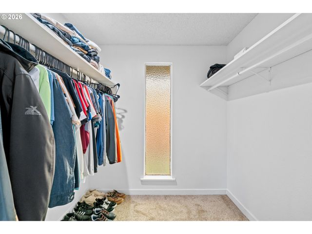 3311 Ne VIEW Ave, Gresham, OR 97030