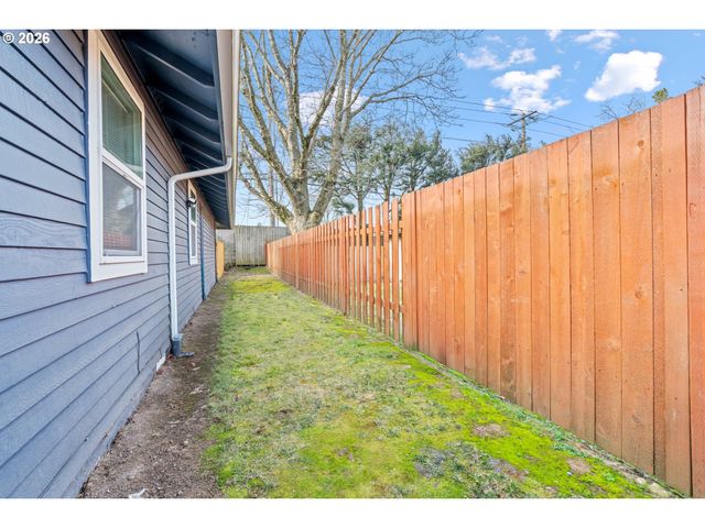 3311 Ne VIEW Ave, Gresham, OR 97030