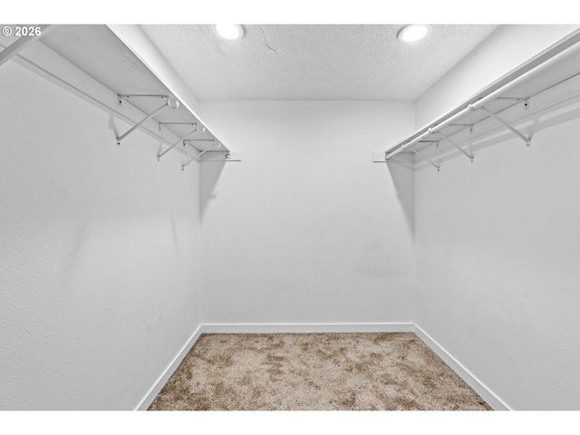 3311 Ne VIEW Ave, Gresham, OR 97030