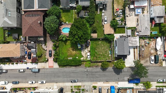 819 Dean Avenue, Bronx, NY 10465