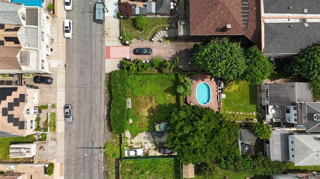 819 Dean Avenue, Bronx, NY 10465