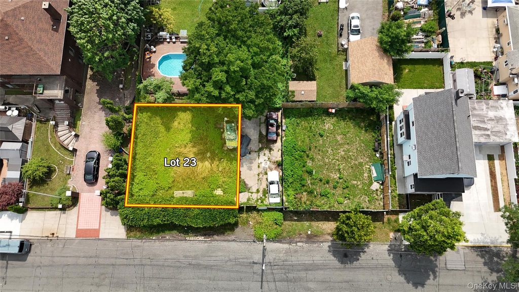 819 Dean Avenue, Bronx, NY 10465