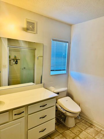 969 Mistflower Lane, Florence, KY 41042