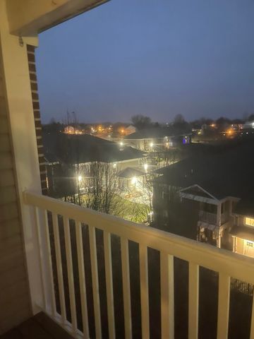 969 Mistflower Lane, Florence, KY 41042